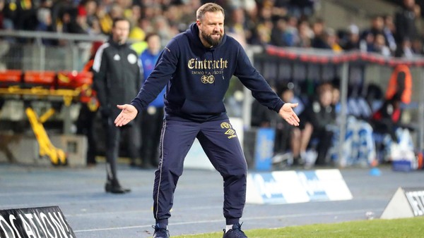 Fragezeichen vor dem Fürth-Spiel: Eintracht zittert noch um ein Quartett