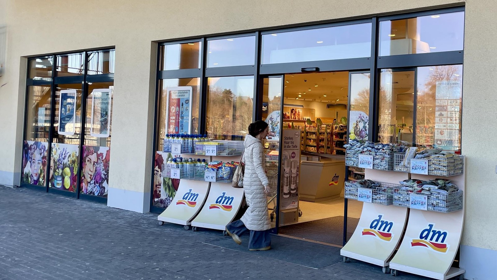 Stromschlag-Gefahr-Diese-Produkte-ruft-DM-aus-Filiale-in-Bad-Lobenstein-zur-ck