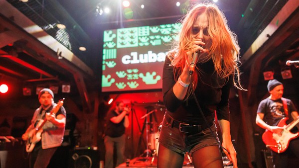 Hamburger clubawards in der Fabrik: Diese „Shitshow“ macht großen Spaß