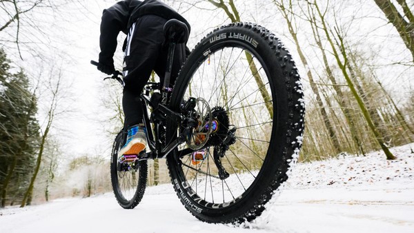 Radfahren in Wolfsburg: Wie gut werden die Wege von Schnee und Eis befreit?