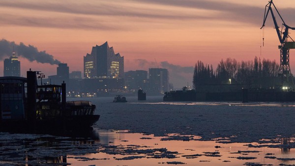 Dicke Luft in Hamburg und Frostwarnung zum Stadtderby am Freitag