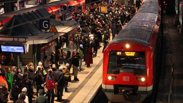 S-Bahnen in Hamburg zuletzt viel unpünktlicher, U-Bahnen verlässlicher