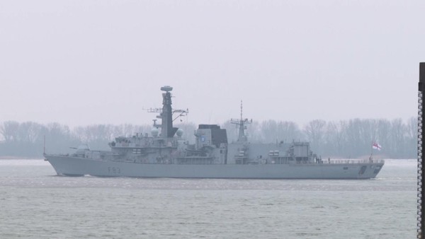 Legendäres Kriegsschiff ist in Hamburg angekommen – so kann man es besichtigen