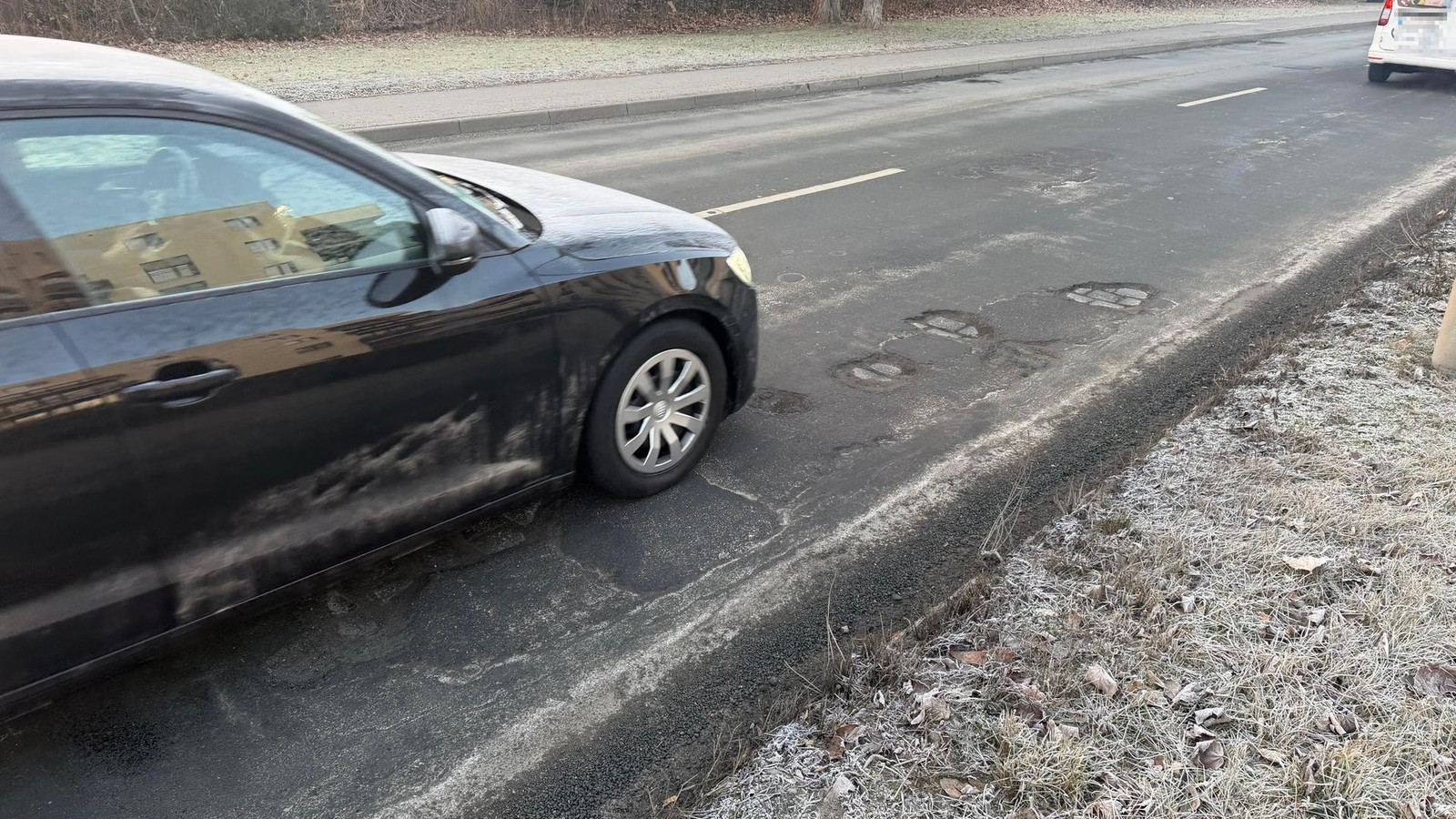 Erst-Tempo-30-dann-Flickschusterei-Eine-Stra-e-in-Jena-wird-zur-Geduldsprobe