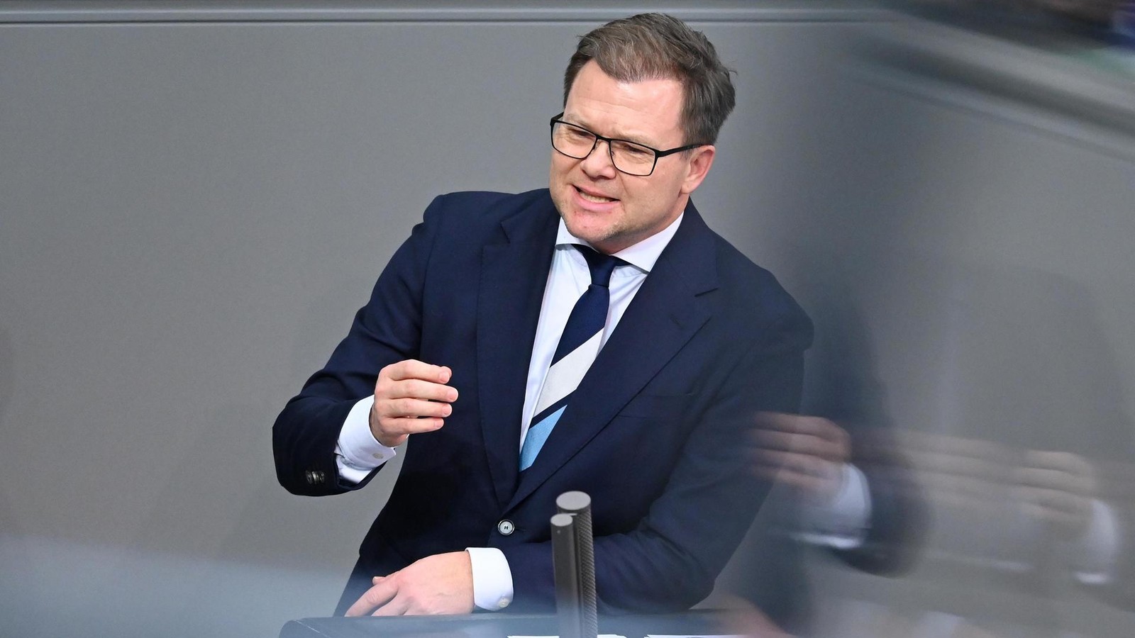 Pr-mie-f-r-E-Autos-Welchen-Th-ringern-der-Bund-damit-wirklich-unter-die-Arme-greift