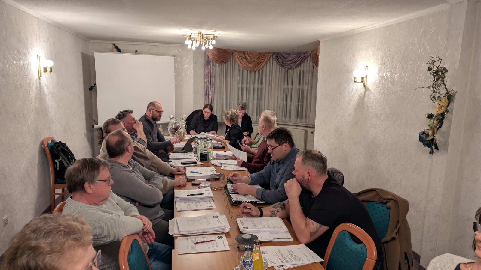 Stadt-bei-Saalfeld-Dreiviertel-Million-Euro-f-r-Umbau-des-Feuerwehrhauses-im-Haushaltsplan