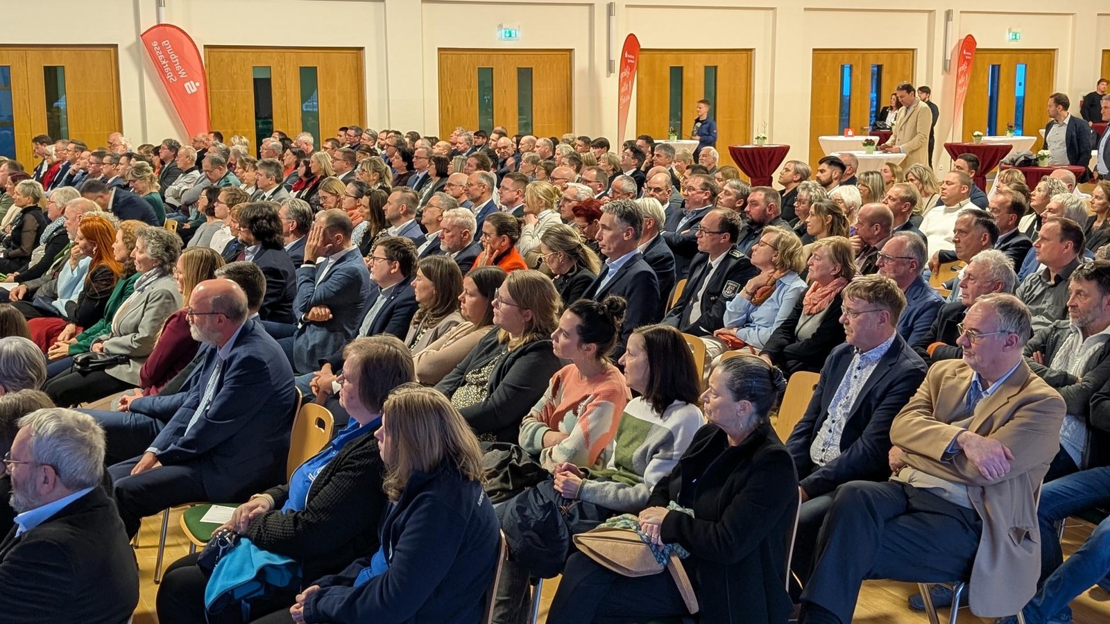 Wartburgkreis-bleibt-stabil-f-r-Einigkeit-und-Recht-und-Freiheit