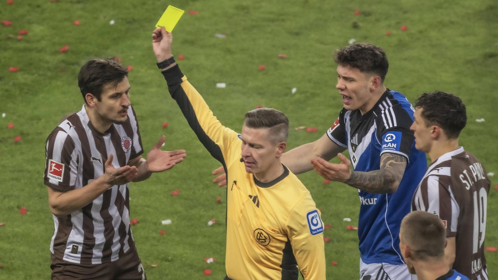 FC-St-Pauli-Dzwigala-gesperrt-beginnt-nun-And-Es-ist-nicht-so-einfach-