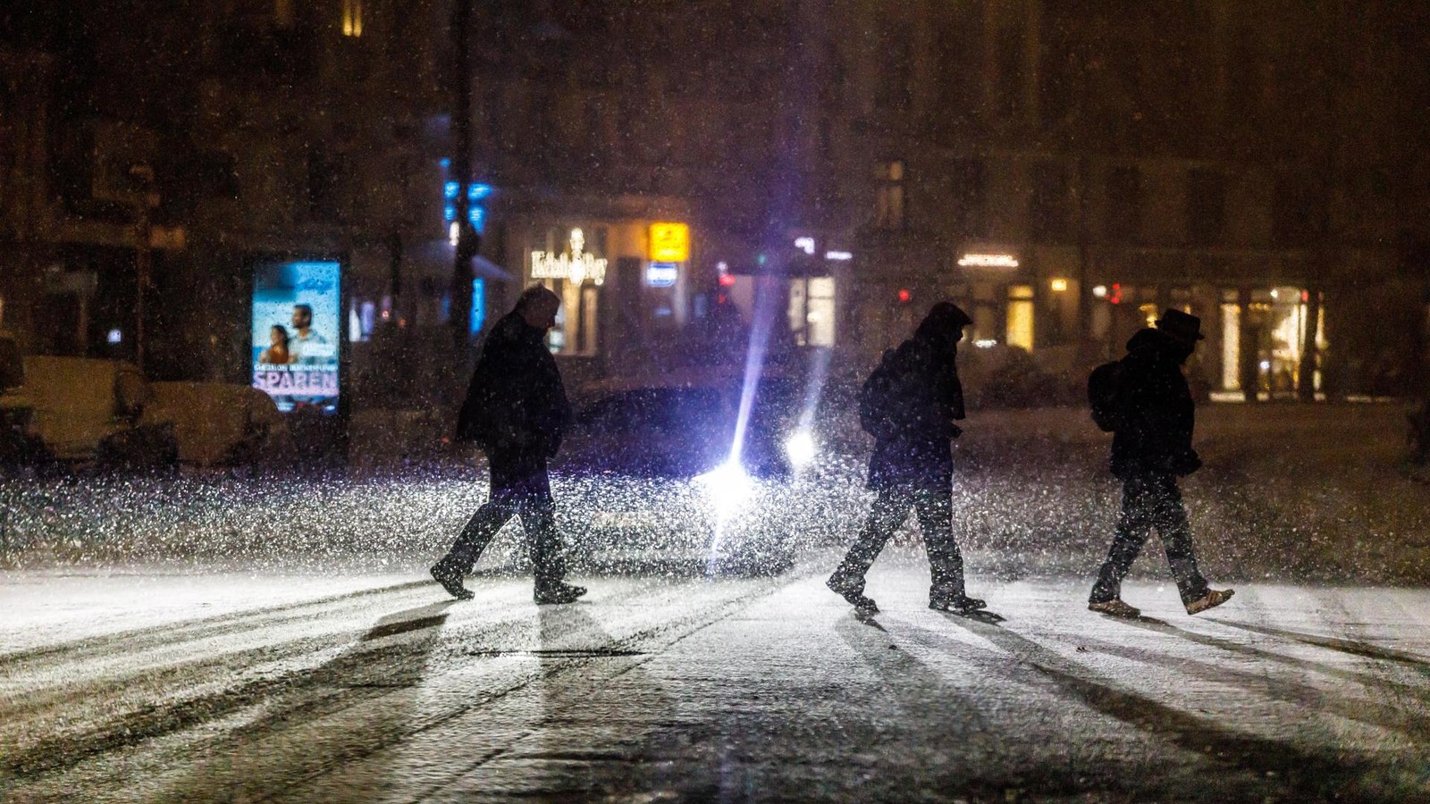 Schon-wieder-Neuschnee-und-glatte-Stra-en-Der-Winter-kehrt-zur-ck-nach-Hamburg