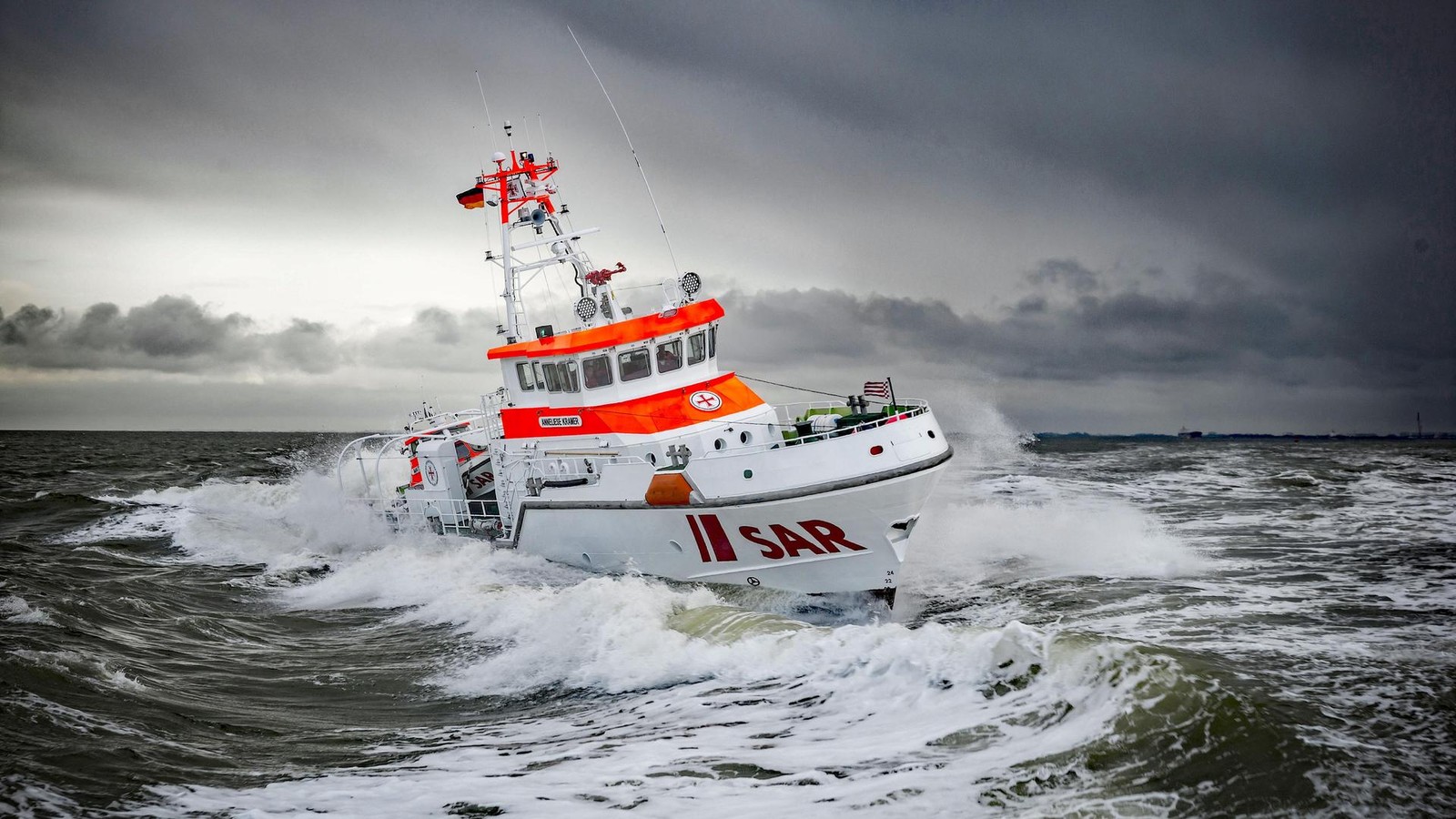 Seemann-in-der-Elbm-ndung-vermisst-gro-e-Suchaktion-der-Seenotretter