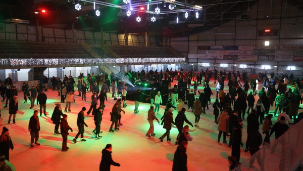 Nostalgie-Nacht in Salzgitters Eissporthalle: Das sind die schönsten Fotos