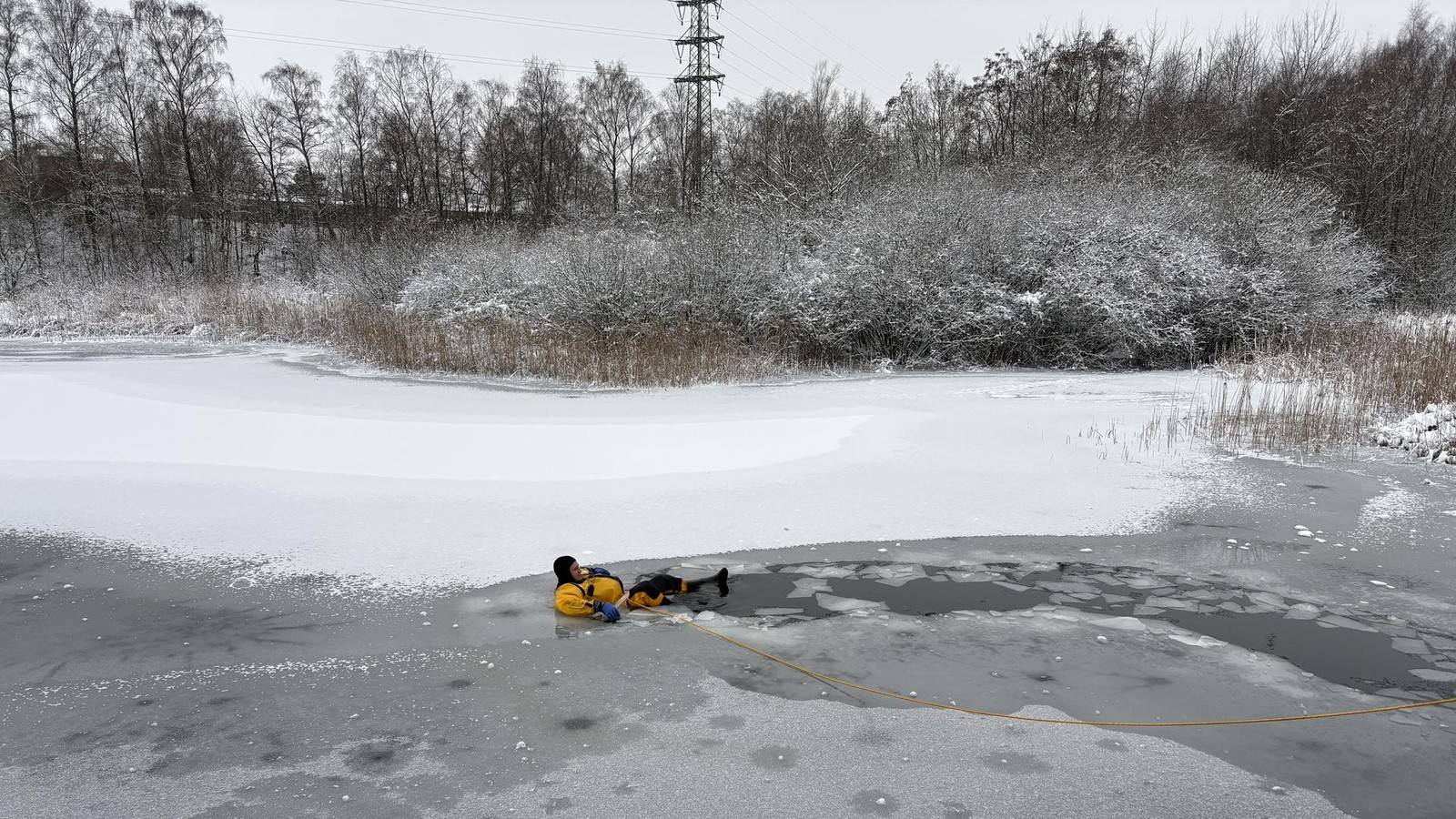 Stadtparksee-in-Norderstedt-Einbrechen-im-Eis-ist-sehr-wahrscheinlich-