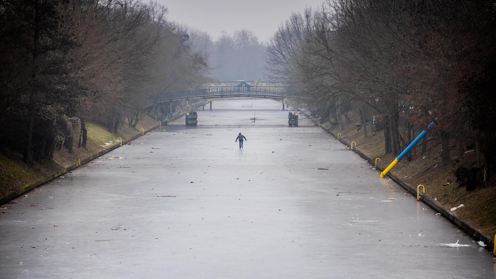 Wetter-in-Berlin-aktuell-Schnee-und-Eisregen-erwartet-Warnung-vor-Gl-tte