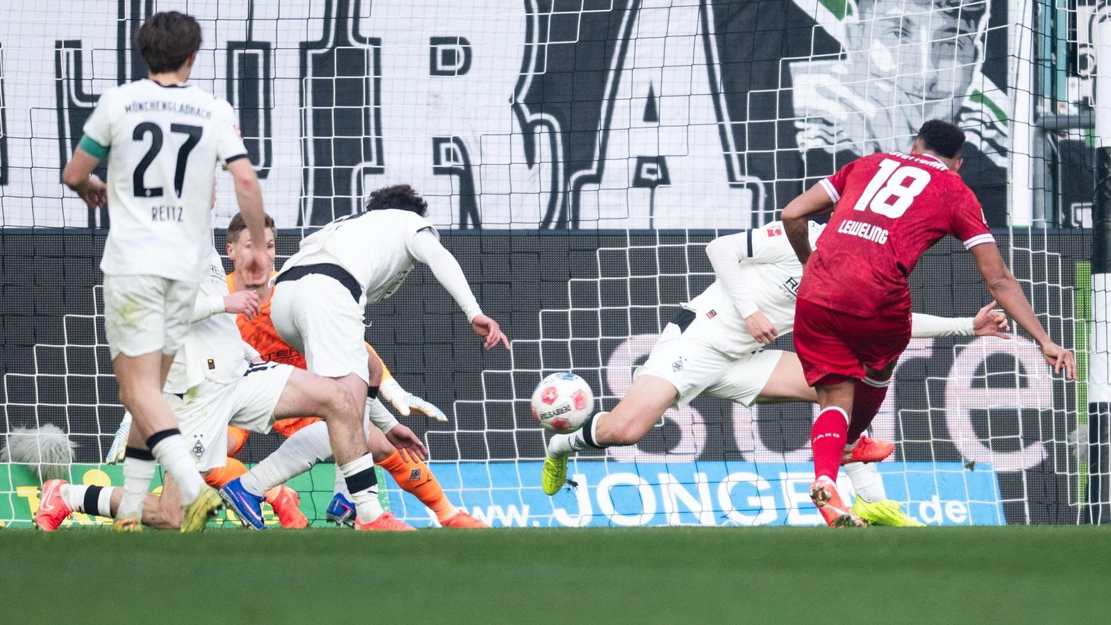 0-3-gegen-Stuttgart-Es-kriselt-wieder-bei-Borussia-M-nchengladbach