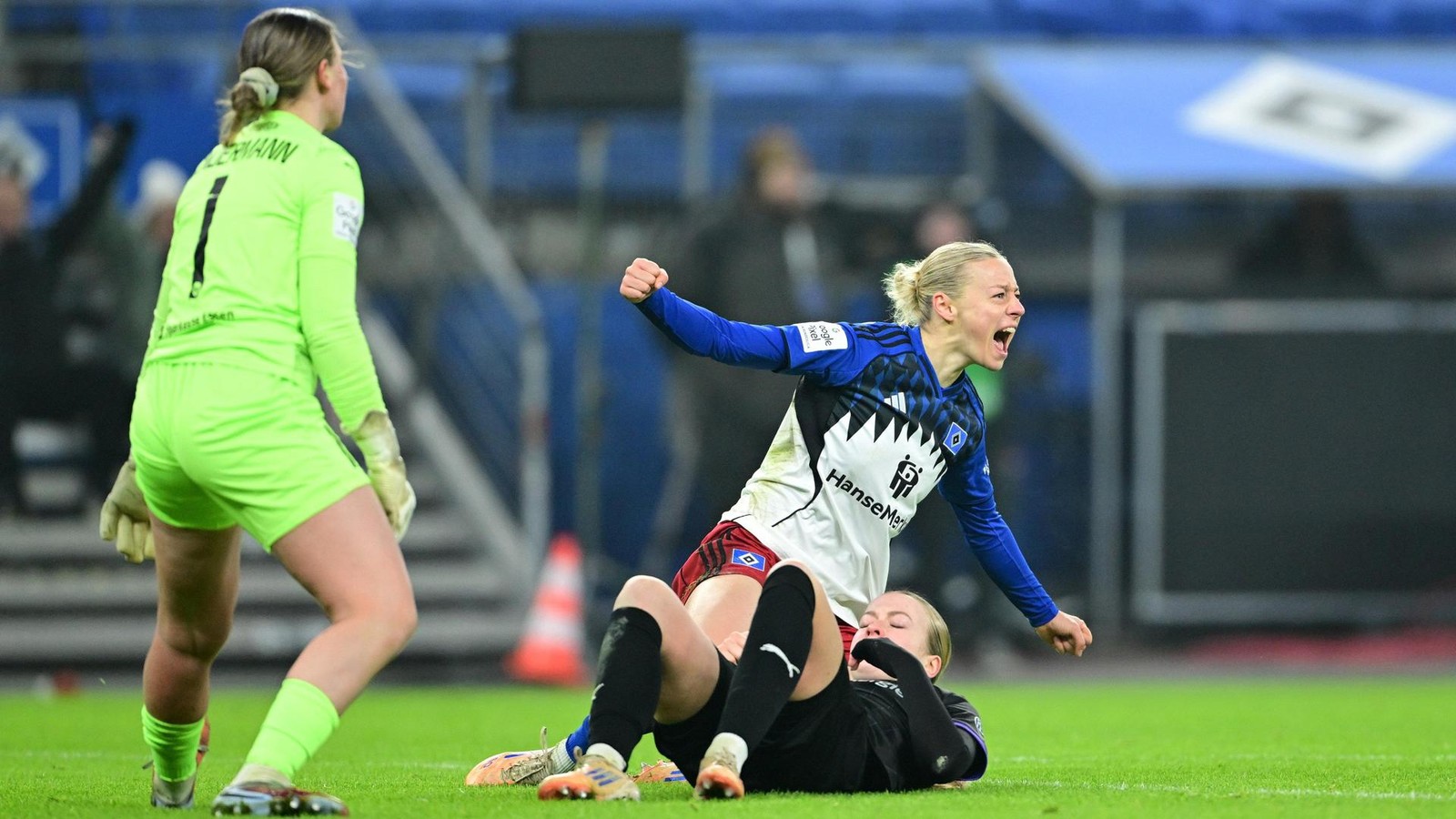 2-1-gegen-Essen-Happy-End-f-r-HSV-Frauen-Umzug-in-neue-Heimat