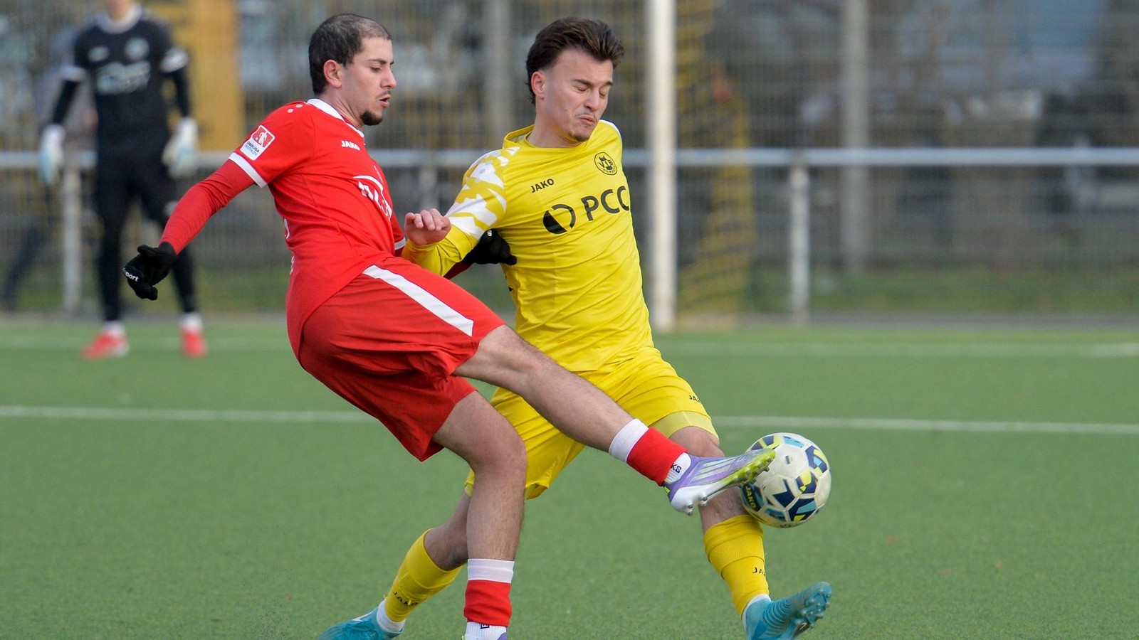 SV-Schermbeck-holt-Verteidiger-vom-1-FC-Bocholt