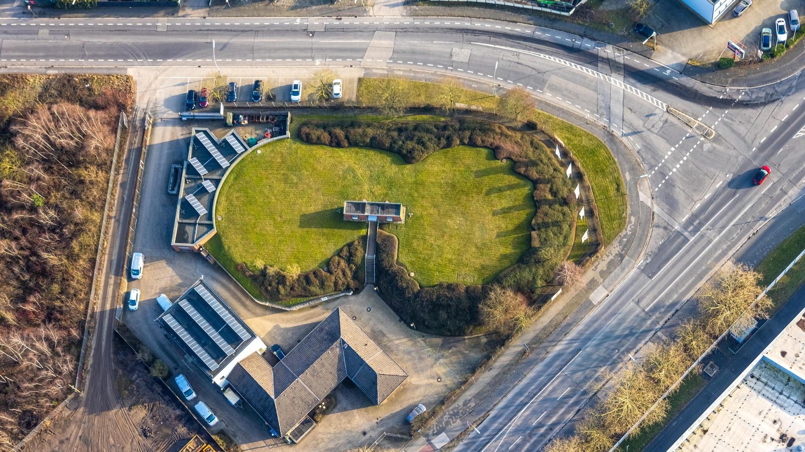 Kamp-Lintfort-Baumf-llungen-an-der-Kattenstra-e-der-Grund