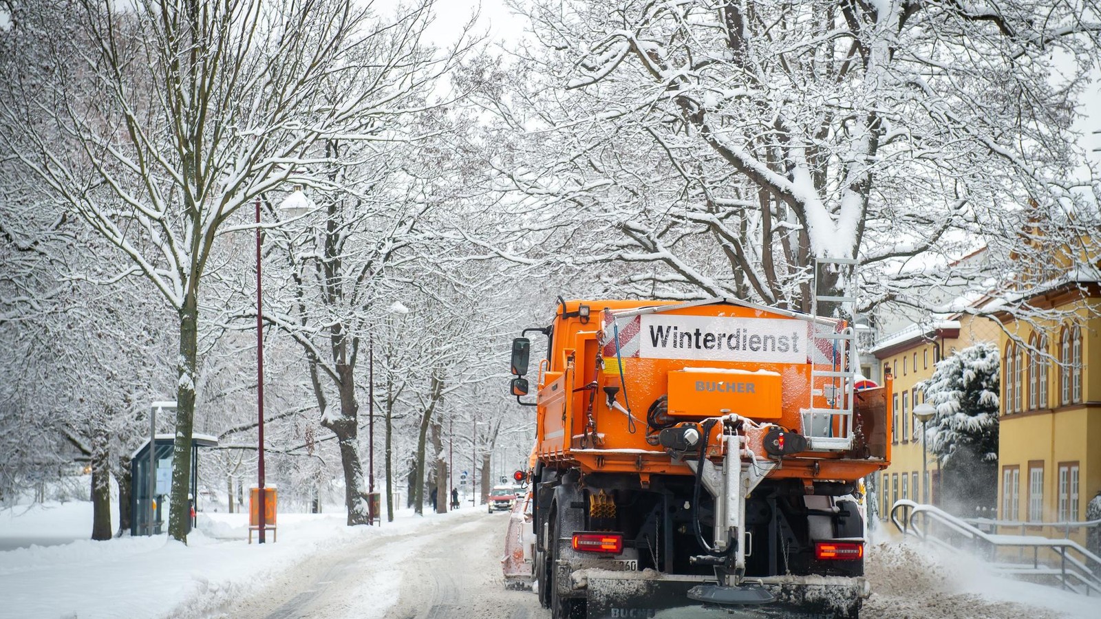 Versagt-der-Winterdienst-Mehr-als-150-Unf-lle-auf-Stra-en-in-Th-ringen