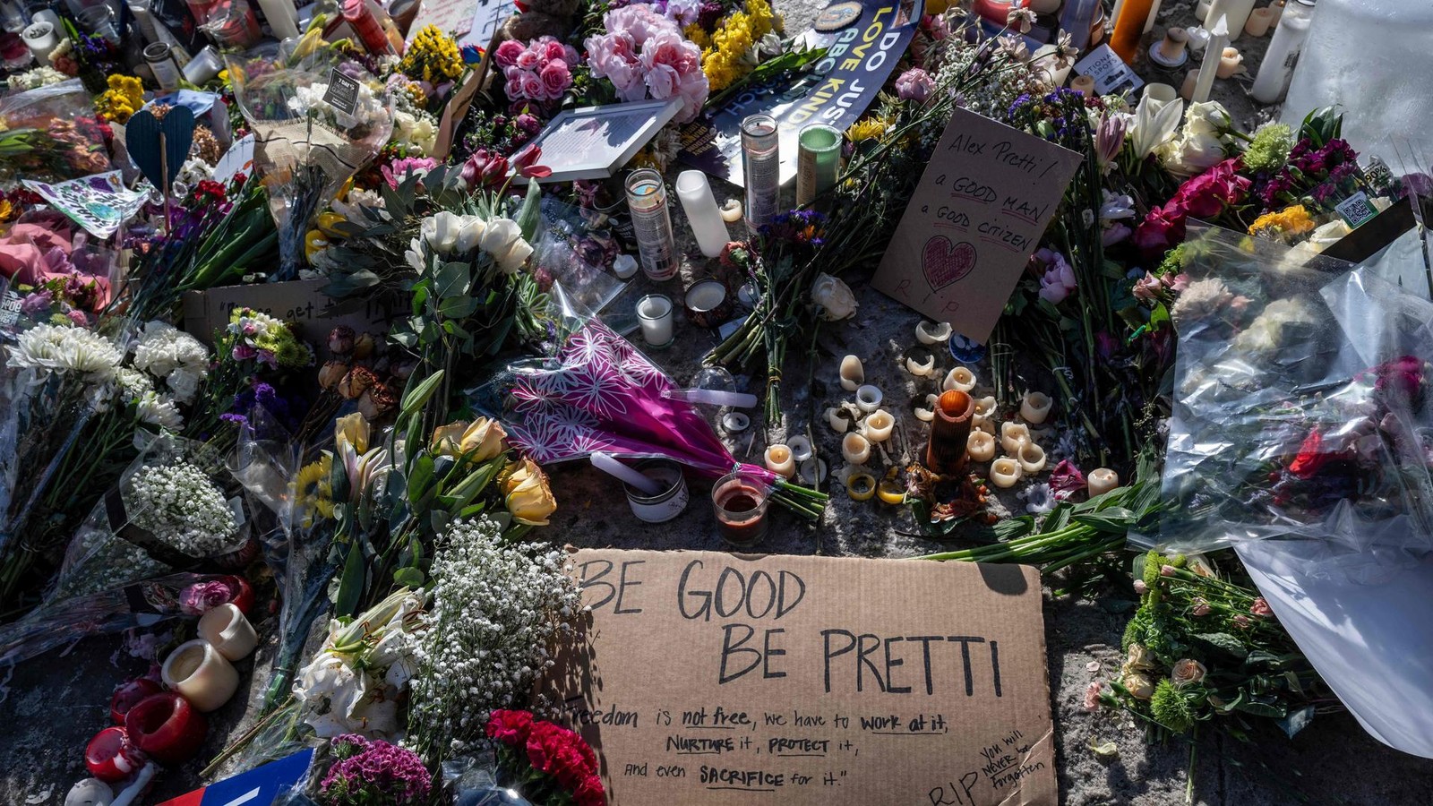 ICE-Kommandeur-in-Nazi-Mantel-wird-wohl-aus-Minneapolis-abgezogen