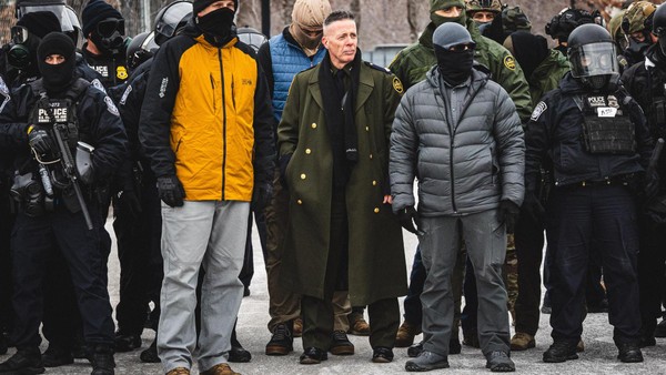 ICE-Chef zieht wohl aus Minneapolis ab – Auswärtiges Amt warnt vor Gewalt