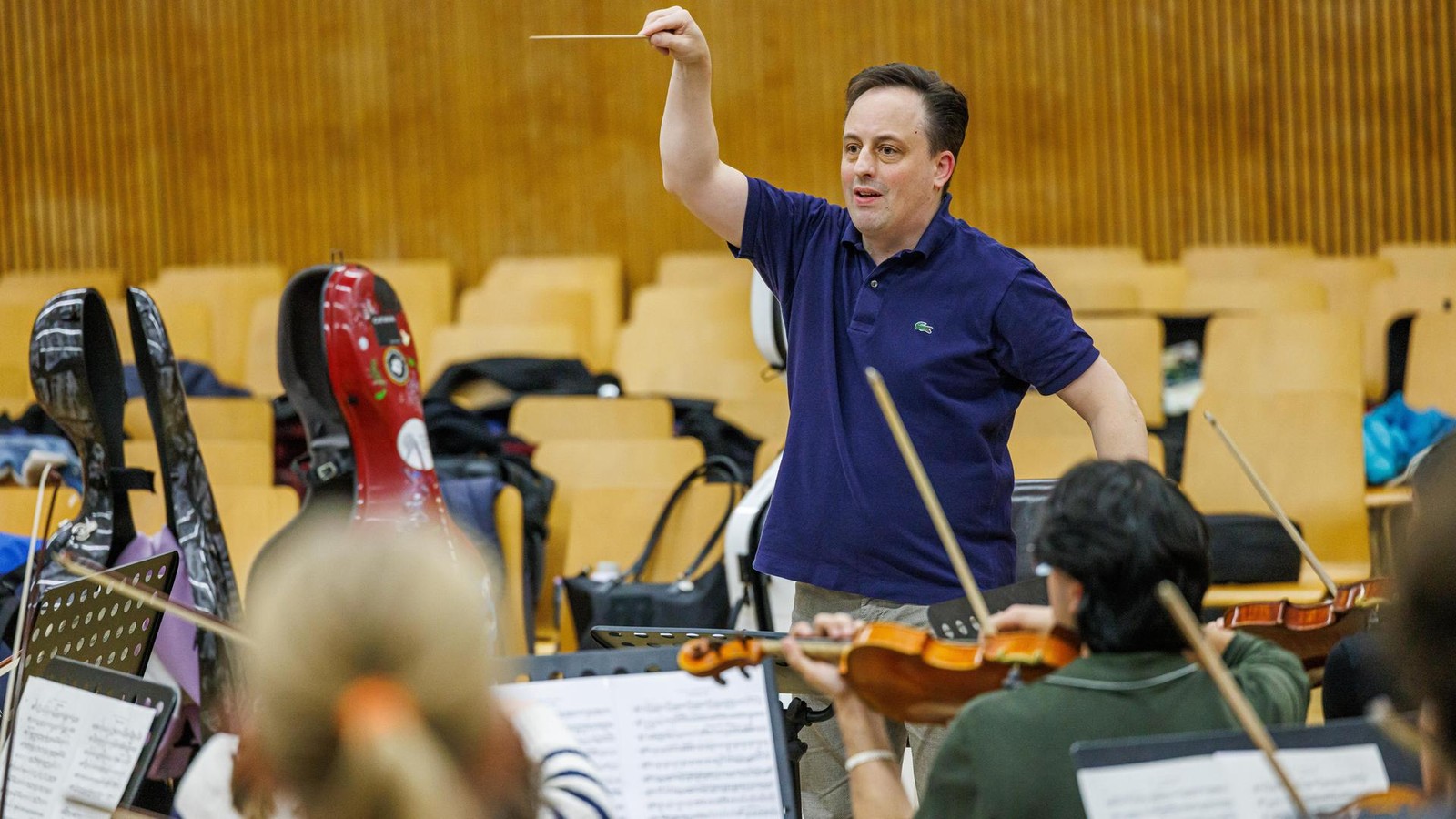 Das-Albert-Schweitzer-Jugendorchester-und-ein-missgl-ckter-Versuch