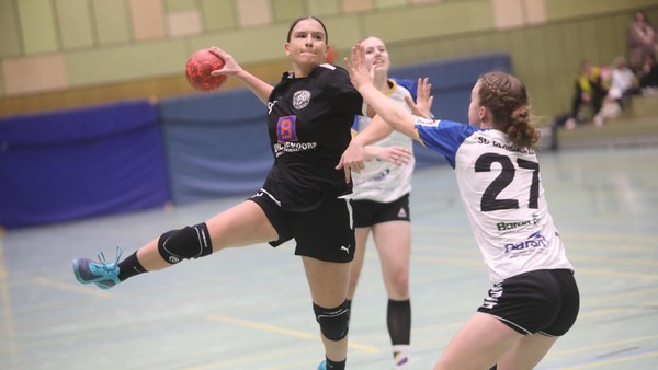 Für den großen Handball-Traum: Junge Rumänin zieht mit Familie nach Deutschland