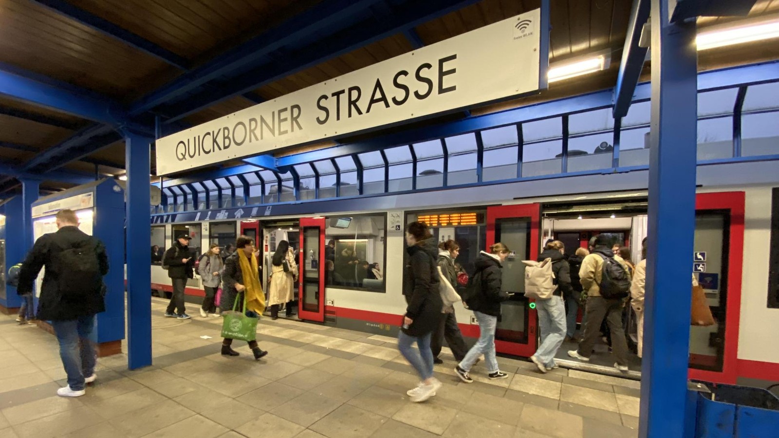 AKN-L-stiges-Umsteigen-in-Norderstedt-entf-llt-am-Wochenende