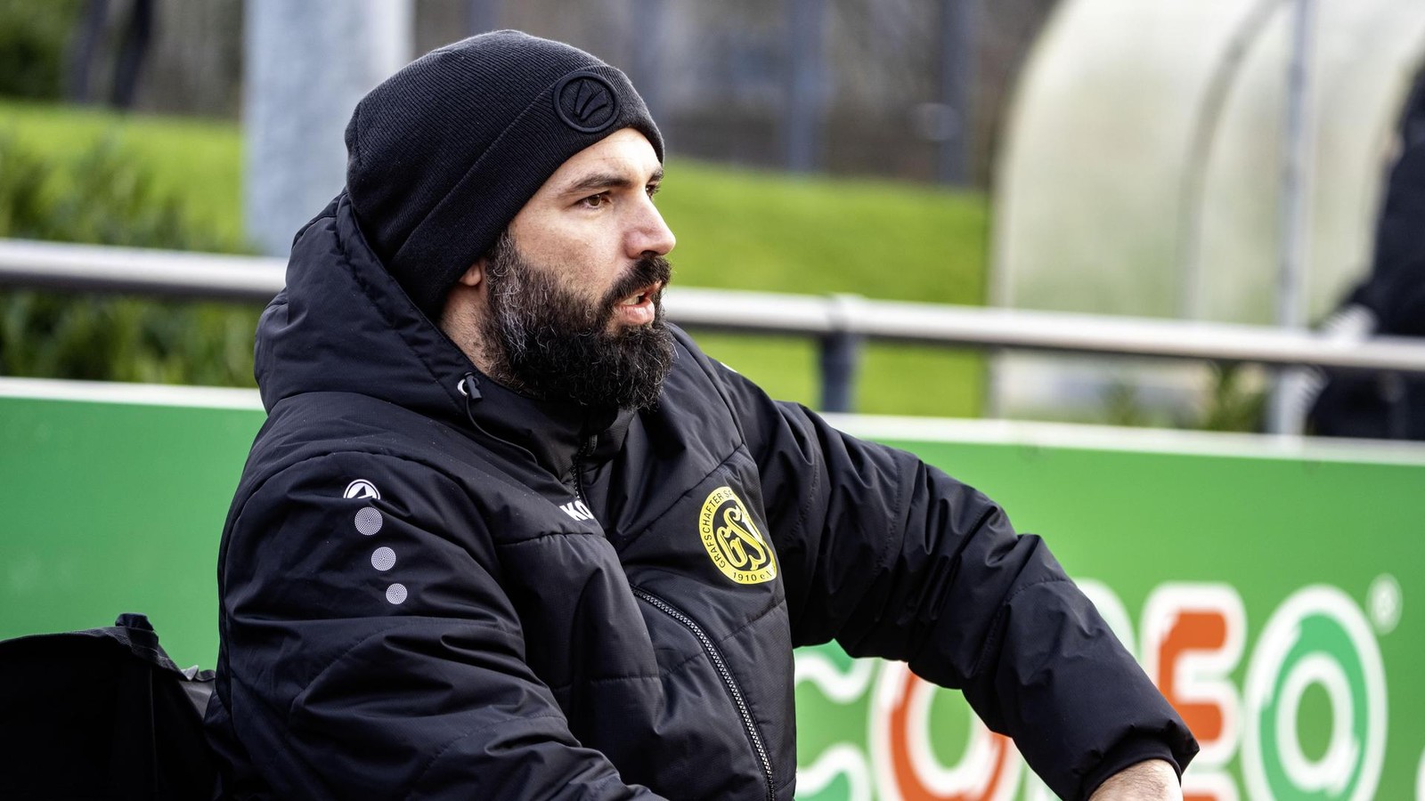 landesliga-niederrhein-mannschaft-zieht-zur-ck-gr-nde-gewinner-und-verlierer