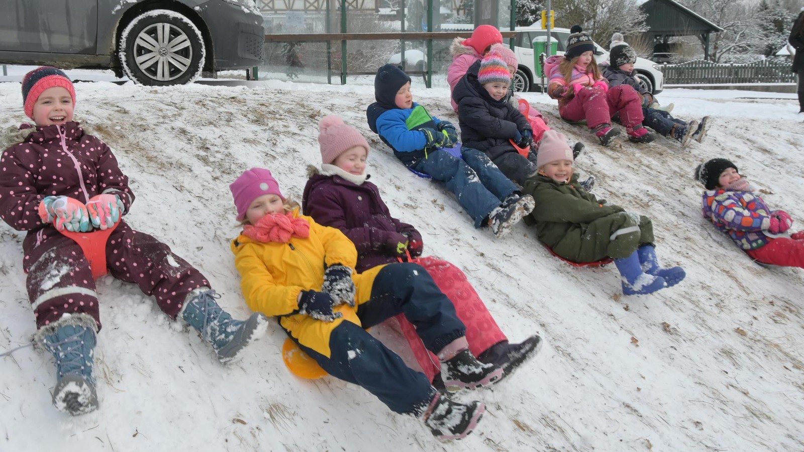 Kreis-Greiz-Gro-e-Freude-ber-Schneemassen-die-Nachrichten-f-r-Dienstag