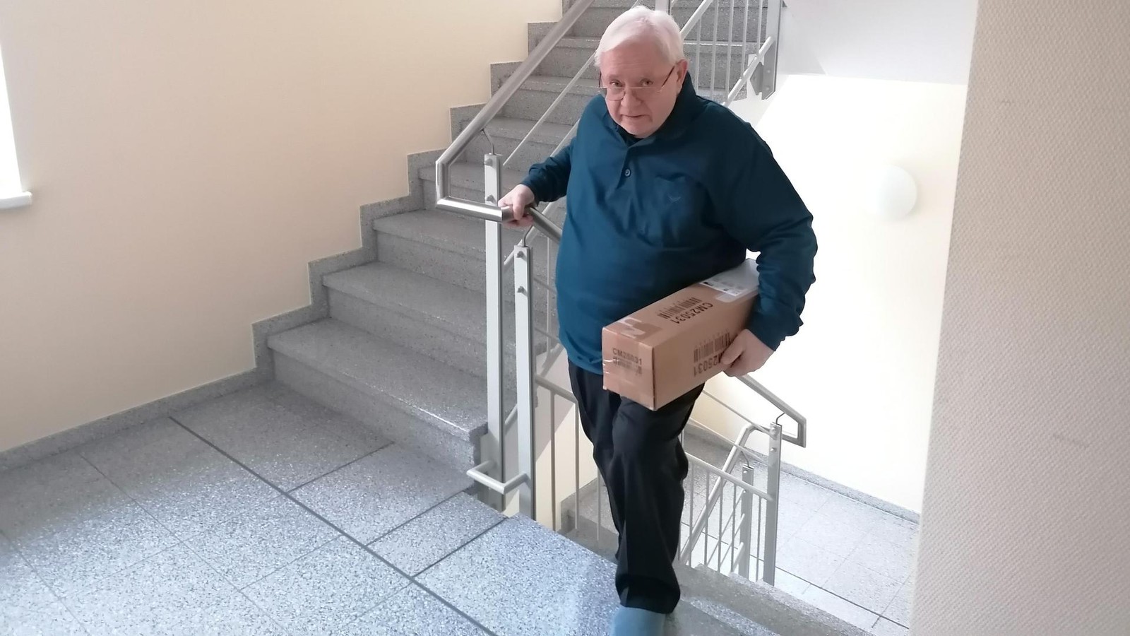Senior-86-kritisiert-Unsitten-bei-der-Paketzustellung-
