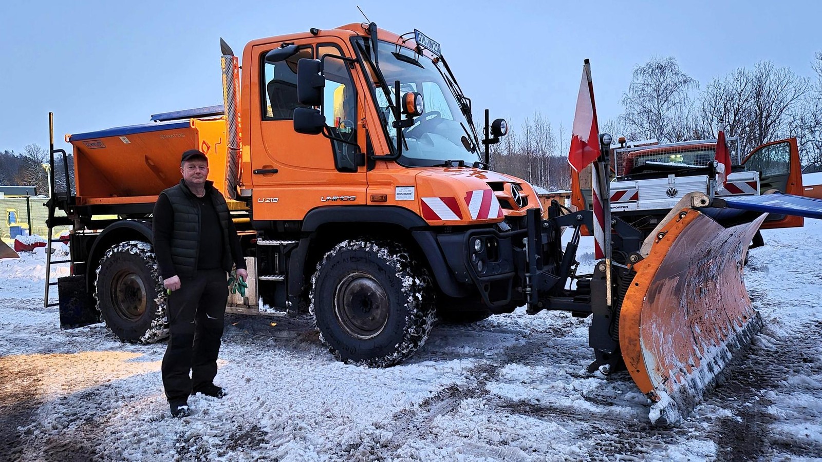 Salz-Split-und-Stahlkante-Die-Helden-des-Winters-im-Landkreis-Gotha