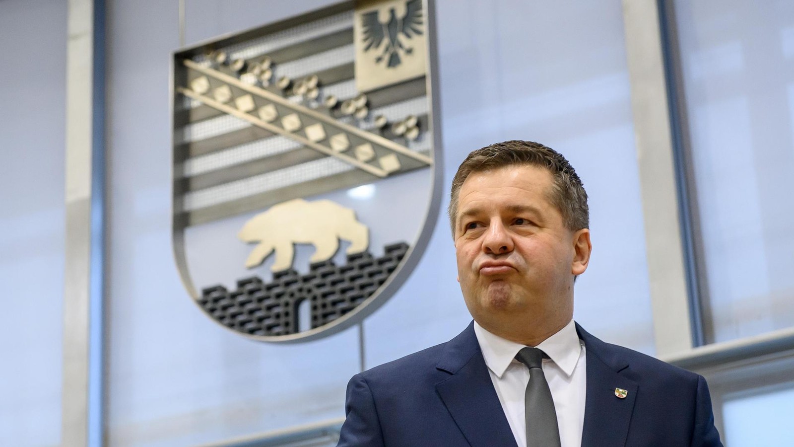 Im-ersten-Wahlgang-Sven-Schulze-neuer-Ministerpr-sident-von-Sachsen-Anhalt