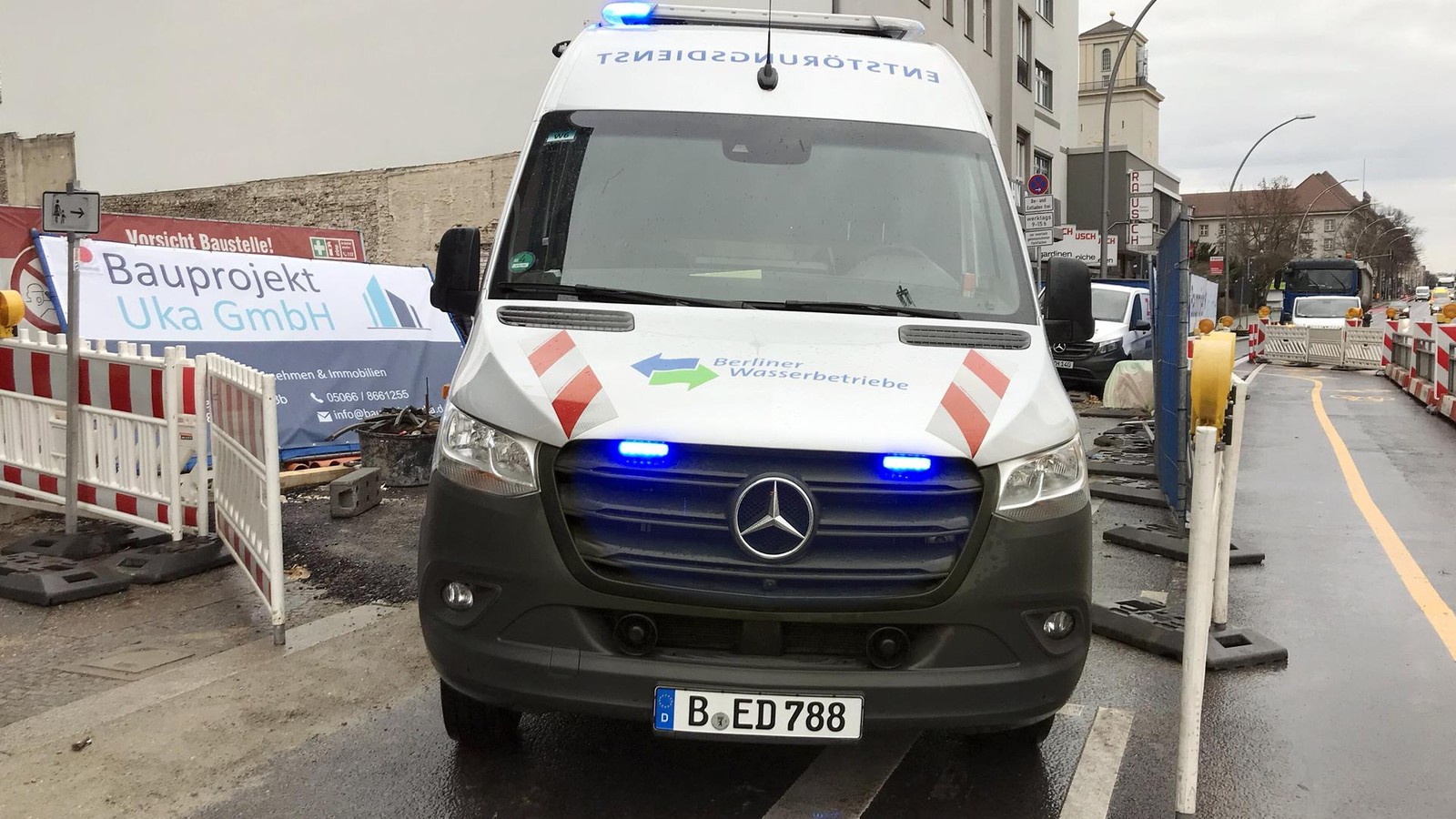 Nach-Rohrbruch-Haushalte-in-Marzahn-Hellersdorf-teilweise-ohne-Wasser