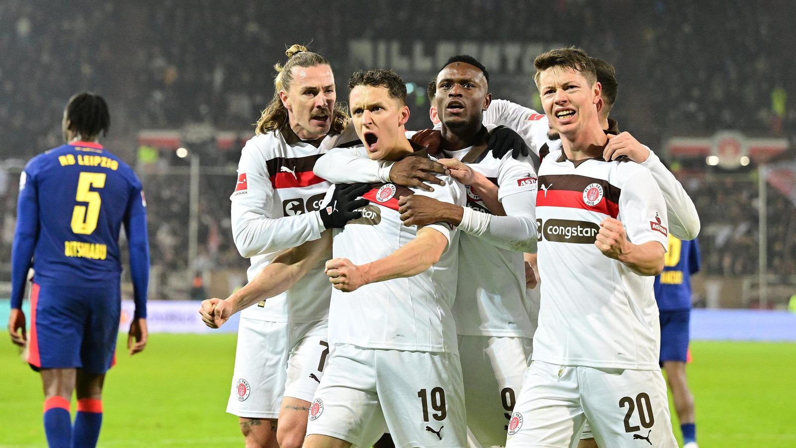 Neue-Qualit-t-Diese-St-Pauli-Positionen-bereiten-Blessin-jetzt-Kopfschmerzen