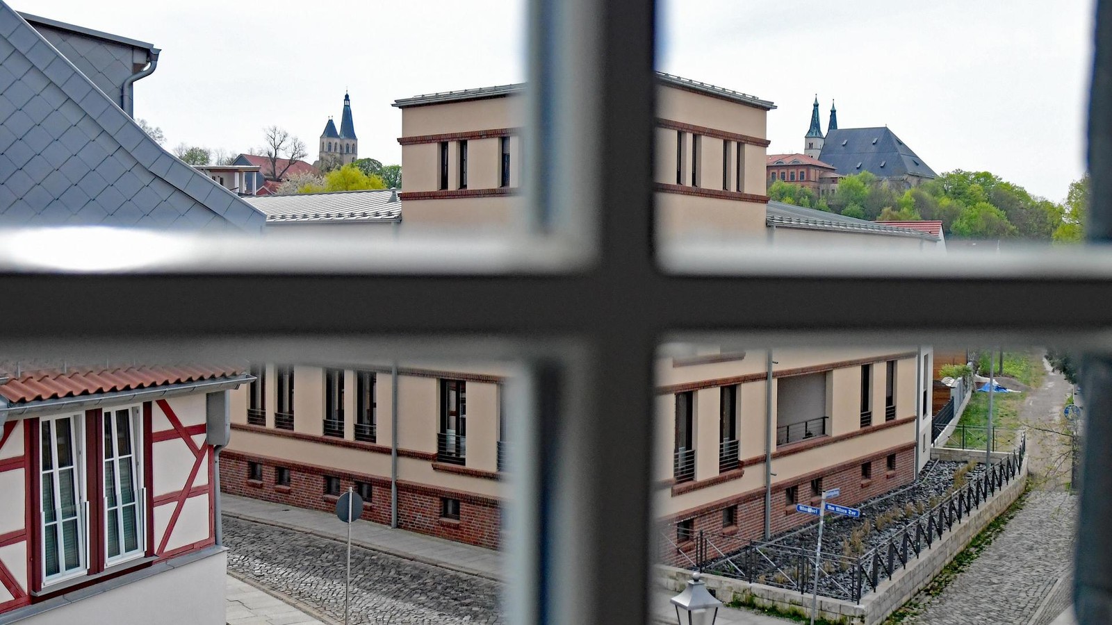 Bremse-statt-Bauturbo-Nordhausens-Verwaltung-berrascht-mit-ungeahnter-Idee