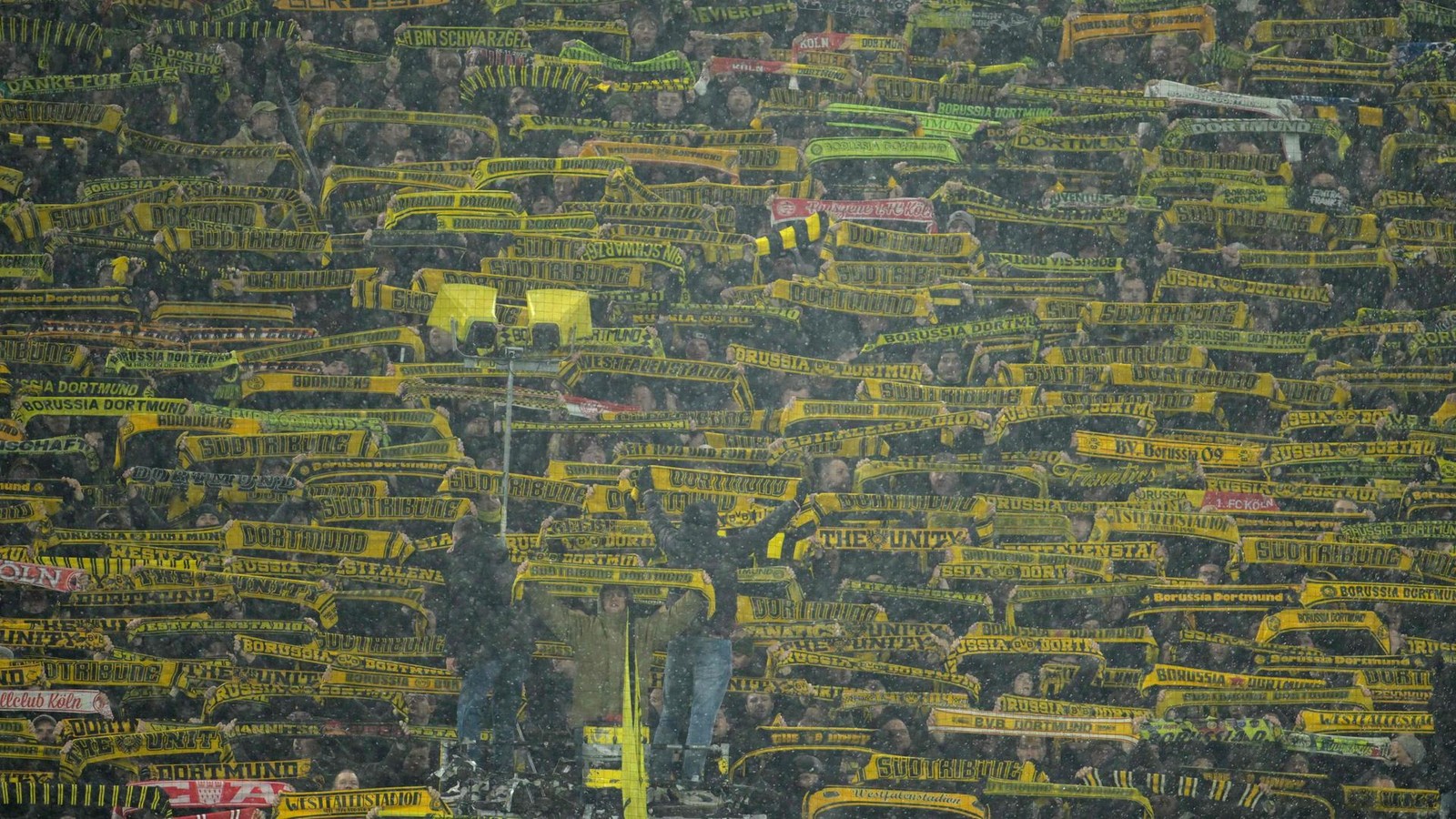 Teile-der-BVB-Ultras-fehlen-gegen-Inter-Polizeieinsatz-am-Fanprojekt