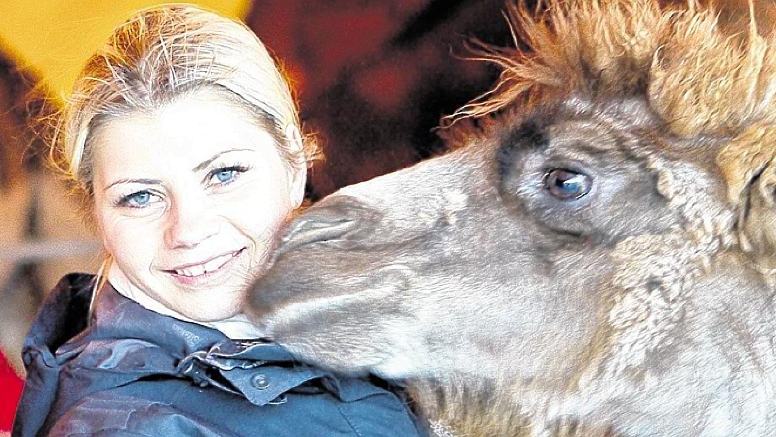 Stephanie Probst trainiert als Zirkuskind mit Kamelen und Lamas