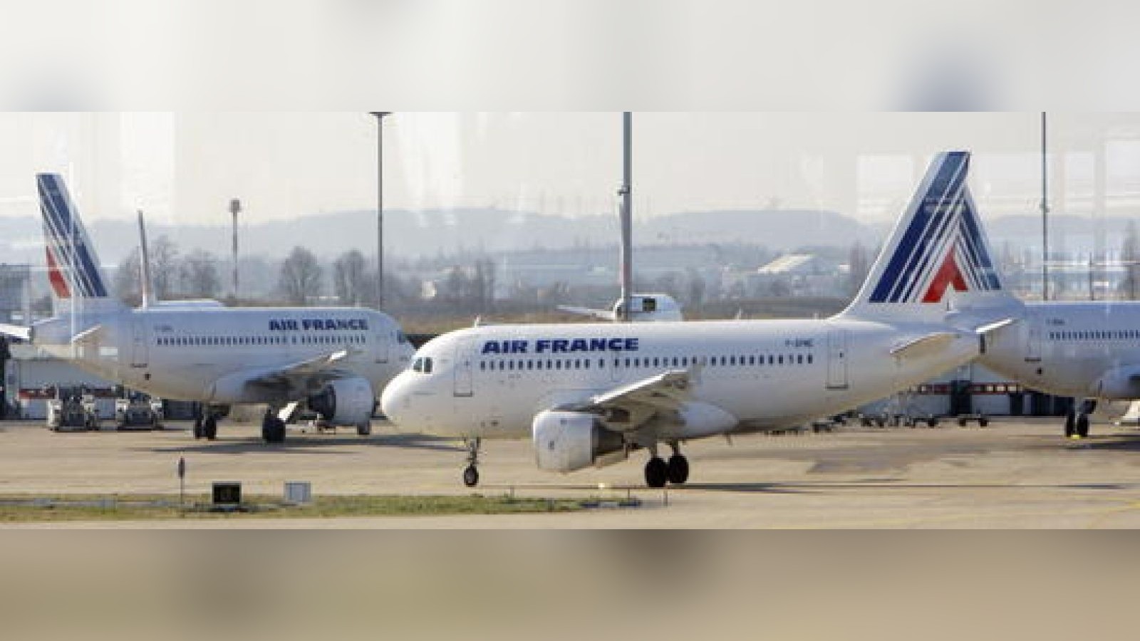 Flughafen Paris Abflug Laut Aktuellem Flugplan www.waz.de