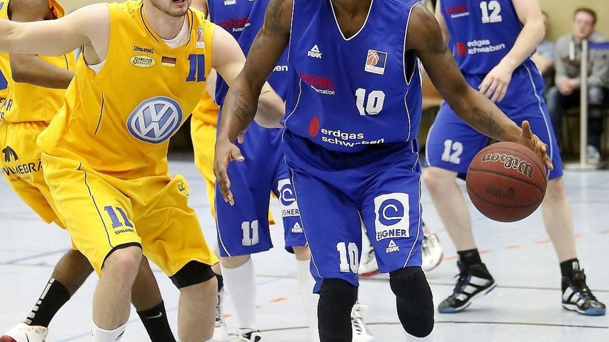 Schwelmer Baskets (gelb) - Giants TSV 1861 Nördlingen (blau) 97:76, 2. Basketball Bundesliga - 3. Playoffspiel Viertelfinale (ProB)