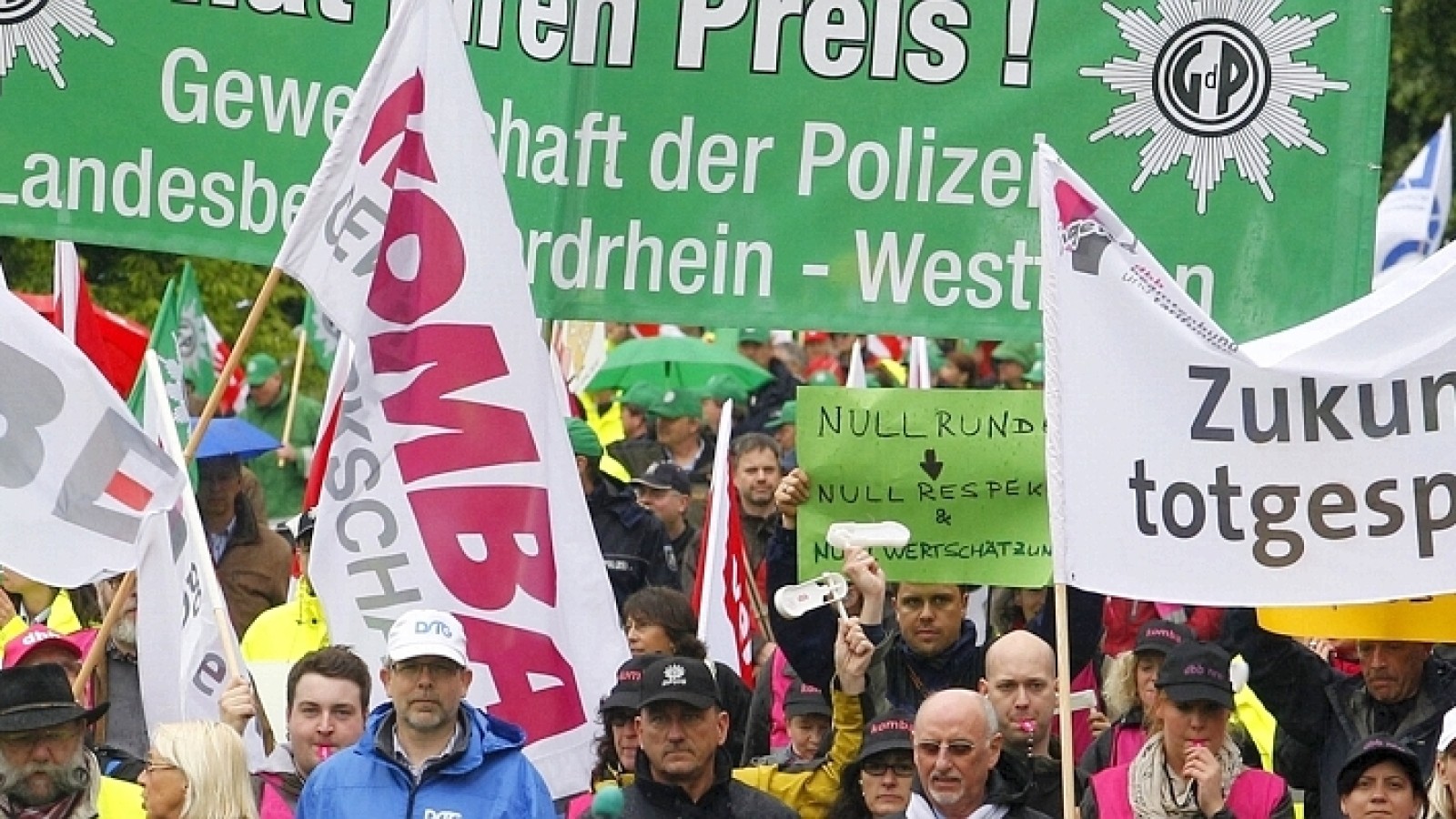  Mehr Geld für alle Beamten Bildidee 