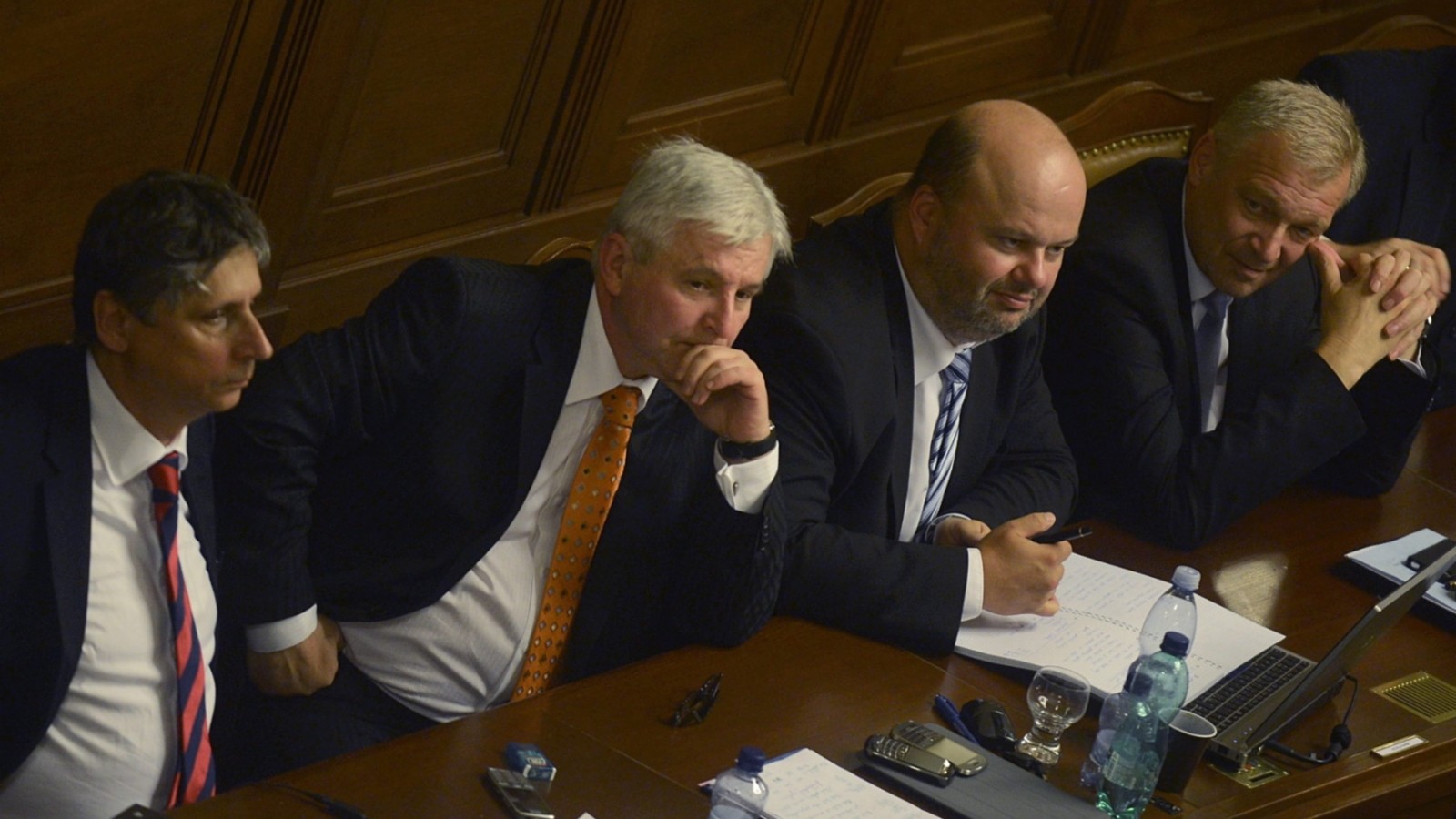 in Tschechien sprechen sich für Neuwahlen aus