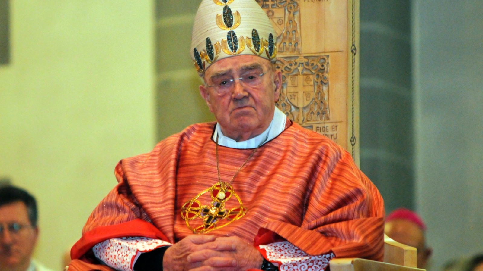 Ehemaliger Ruhrbischof Hubert Luthe stirbt im Alter von 86 Jahren