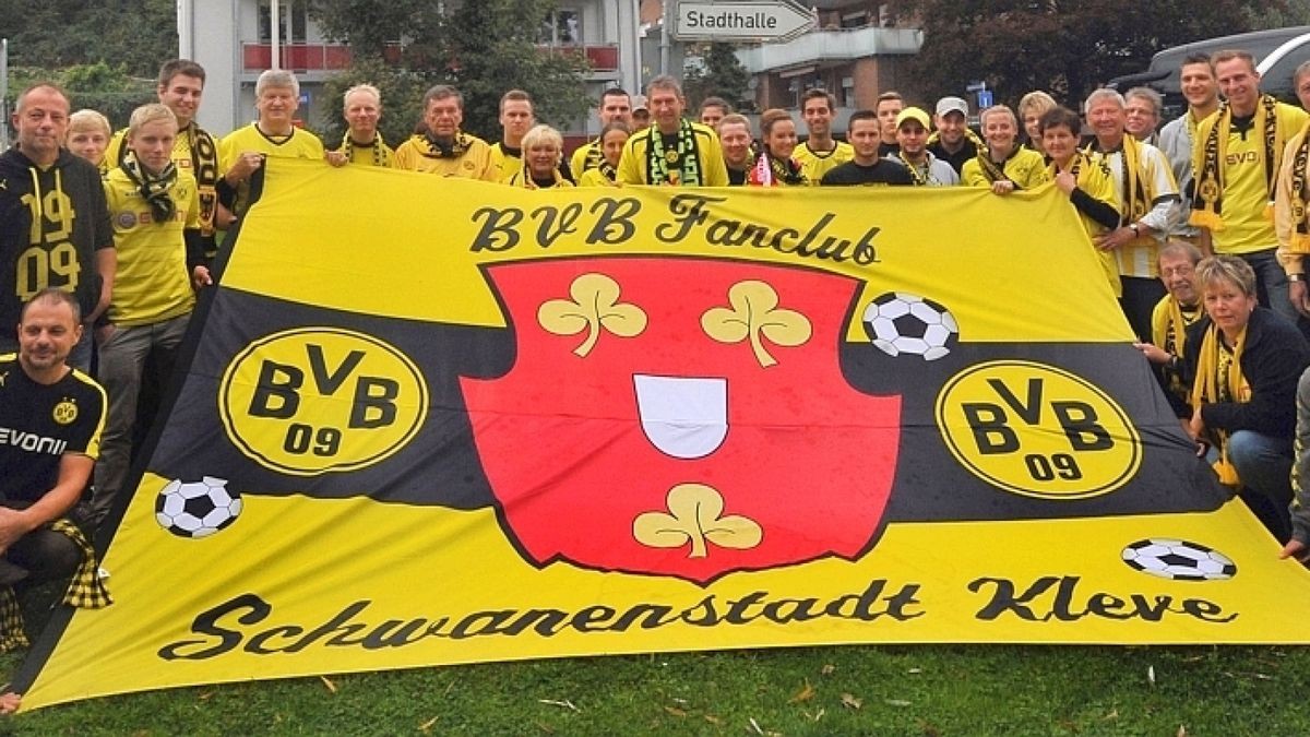 Klever Borussia-Dortmund-Fanclub feiert und kickt selber